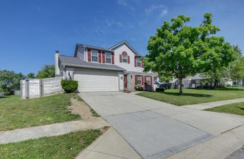 Wayne House | Family-Friendly Indianapolis Home w/Fenced Yard