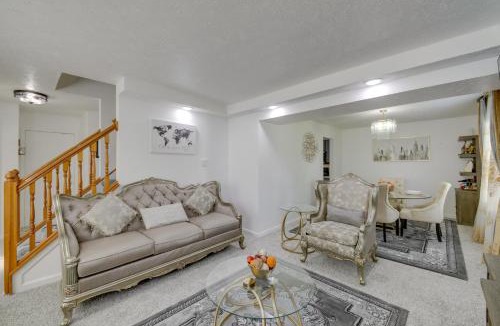 Wayne House | Family-Friendly Indianapolis Home w/Fenced Yard