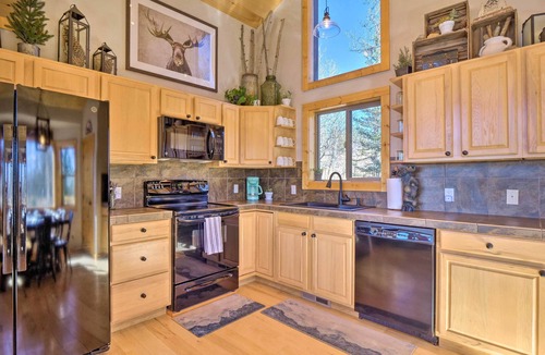 Indian Mountain Cabin | Family-Friendly Jefferson Cabin with amazing views