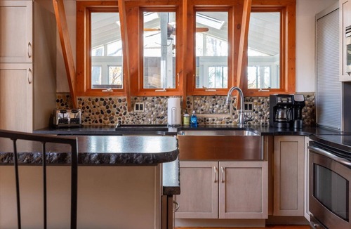 Waleska House | Family-Friendly Lake Arrowhead Home: Hot Tub, Fire Pit & Decks | Near LakePoint Sports