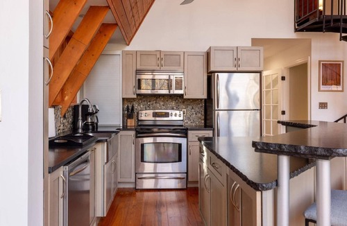 Waleska House | Family-Friendly Lake Arrowhead Home: Hot Tub, Fire Pit & Decks | Near LakePoint Sports