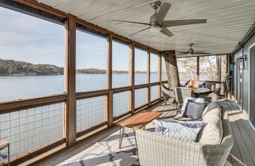 Cook Springs House | Family-Friendly Lakefront Gem w/Dock in Talladega