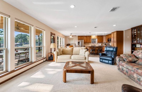 Star Harbor House | Family Friendly Lakehouse Cedar Creek Lake