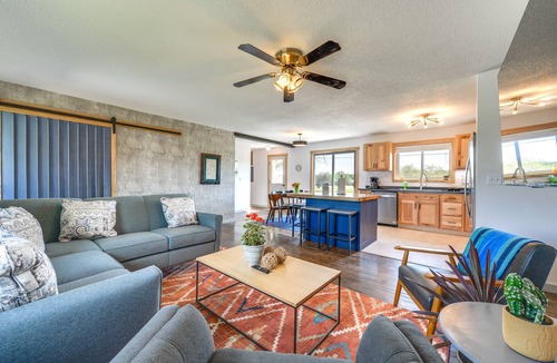 Lander House | Family-Friendly Lander Home Rental: Yard, Patio!