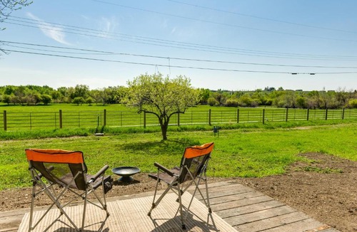 Lander House | Family-Friendly Lander Home Rental: Yard, Patio!