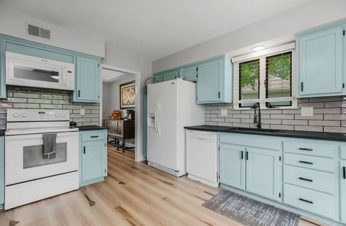 Lenexa House | Family-Friendly Lenexa Home ~ 3BR, Game Room, 2 King Beds & Patio