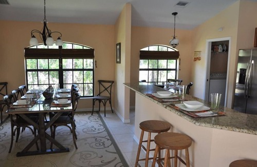 Central Naples House | Family Friendly Luxury 3/2 Home