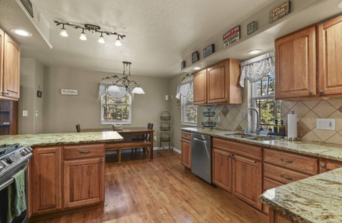Woodland Park House | Family-Friendly Mountain Getaway with Deck, Grill & Fireplace