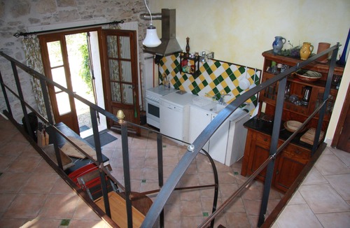 Lauret House | Family-friendly Mediterranean-style vacation home with charm and pool