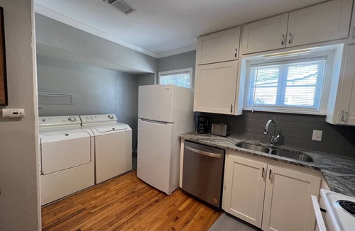 Heart of Lubbock House | Family-Friendly, Modern & Comfortable 3BR Lubbock Home with a King Bed.