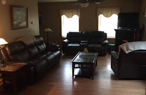 Warrensburg House | Family Friendly Mountain View home now open for winter dates Gore Mt 25 min