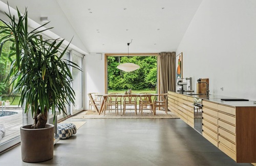 Vejby House | Family-friendly oasis with pool and cinema