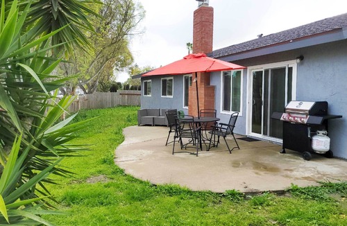 North Valley Cottage | Family-friendly Oceanside Home: 5 Mi to Beach