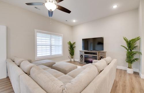 Ozark House | Family-Friendly Ozark Villa - Centrally Located