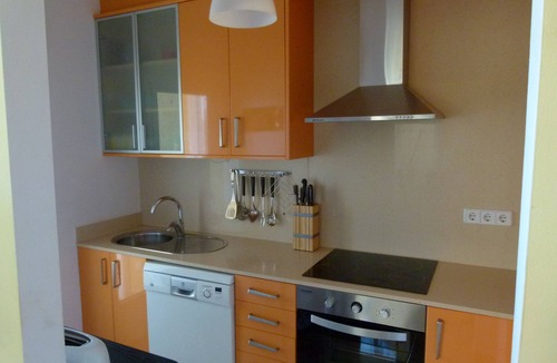 Peniscola Apartment | Family friendly, parking, beach, high-speed wifi, excursions, sea view .