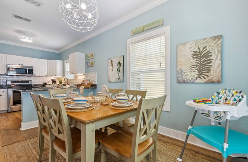 Ono Island House | Family-Friendly Pensacola Home < 1 Mi to Beach!