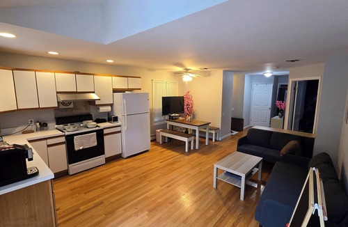 Locust Valley House | Family-Friendly Retreat w/Trampoline & Grill