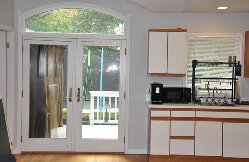 Locust Valley House | Family-Friendly Retreat w/Trampoline & Grill