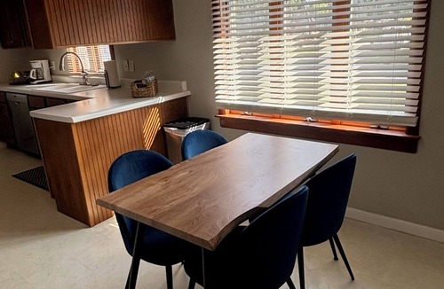 Bloomington House | Family Friendly ranch home just 8 minutes from Illinois State University