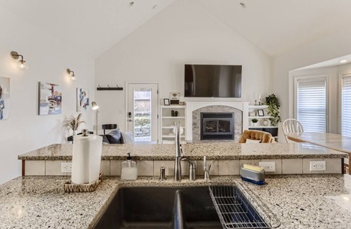 Woodstock Apartment | Family Friendly SE Getaway