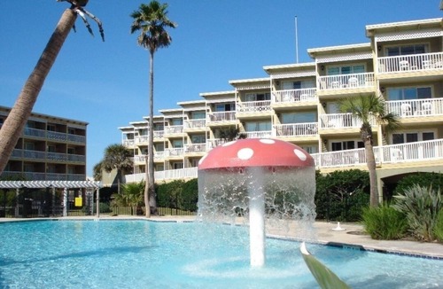 Galveston Condo | Family-Friendly Seawall Condo (sleeps 5)