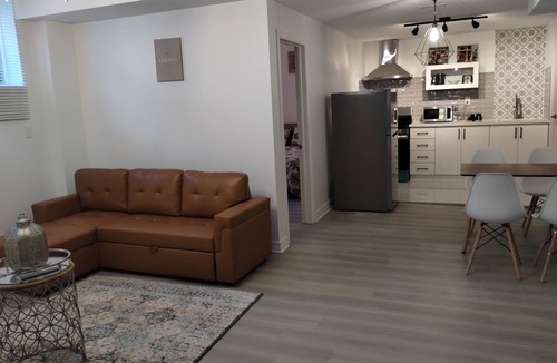 Glen Abbey House | Family-friendly Self-contained Basement + Office