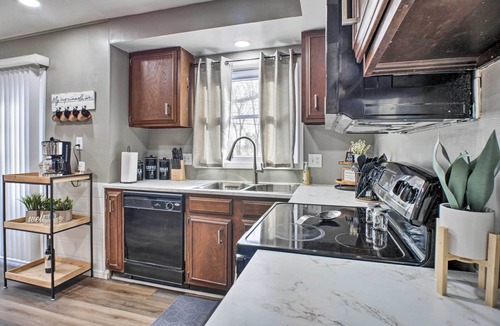 Springfield House | Family-Friendly Springfield Home w/Yard!