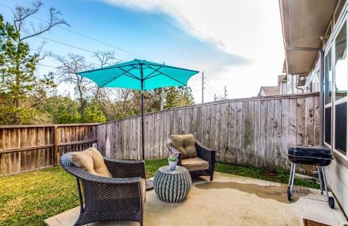 Spring House | Family-Friendly Spring Townhouse w/Backyard!