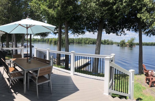 Douro-Dummer Cottage | Family Friendly Stoney Lake Cottage