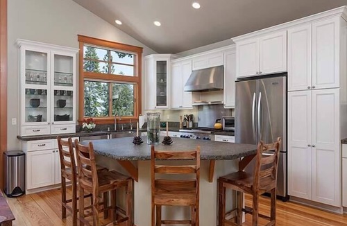 Truckee House | Family Friendly Tahoe Donner Retreat