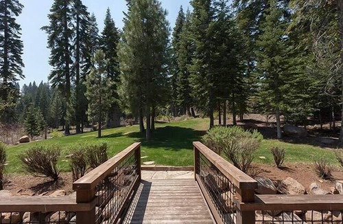 Truckee House | Family Friendly Tahoe Donner Retreat