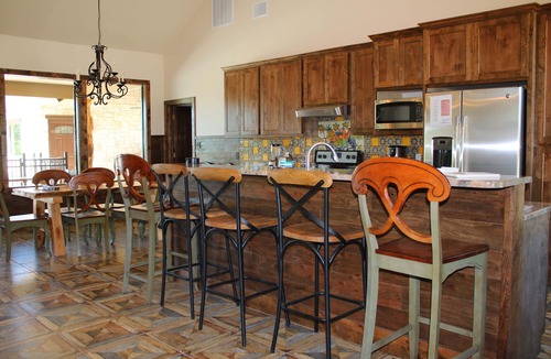 Sabinal House | Family-Friendly