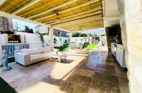 Pignan Villa | Family-friendly villa