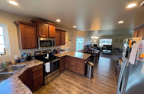 Rimrock House | Family Friendly West End Home