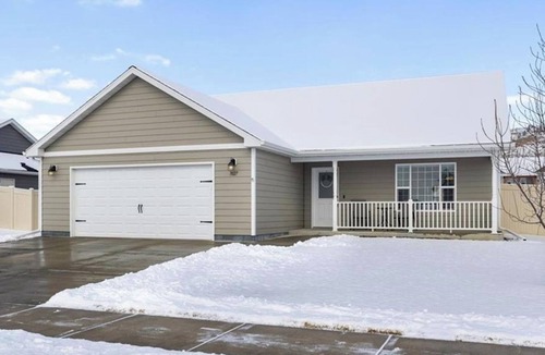 Rimrock House | Family Friendly West End Home