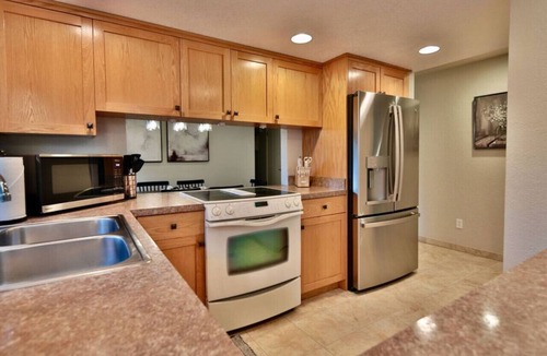 Port Angeles East House | Family Friendly, wi-fi & hot tub