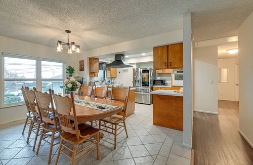 Roseburg House | Family-Friendly Winston Vacation Rental w/Deck!