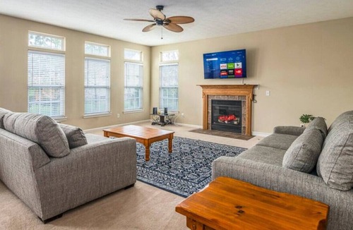 Beavercreek House | Family & Friends Beavercreek Entertainment Home!