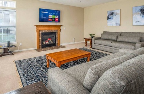Beavercreek House | Family & Friends Beavercreek Entertainment Home!
