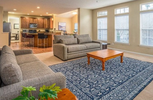 Beavercreek House | Family & Friends Beavercreek Entertainment Home!