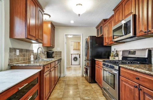 North Highlands House | Family & friends Getaway-4BR Pool + RV