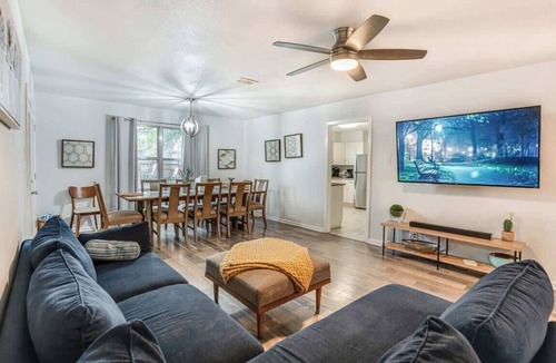 Shearer Hills - Ridgeview House | Family fun 4bed/2bath with pool