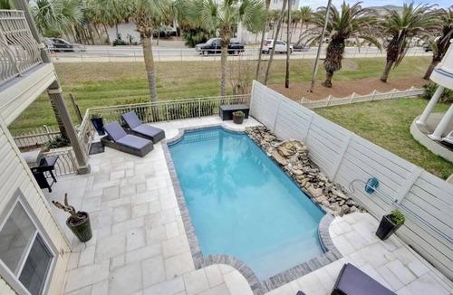 Crystal Shores House | Family fun by the beach! 5500 sq ft with 5 BRs, 5 baths, game room, heated pool