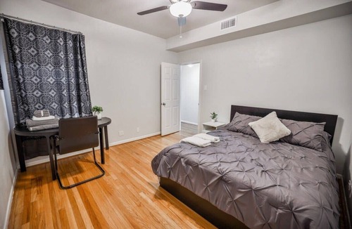 West Town Apartment | Family Fun Haven Summ