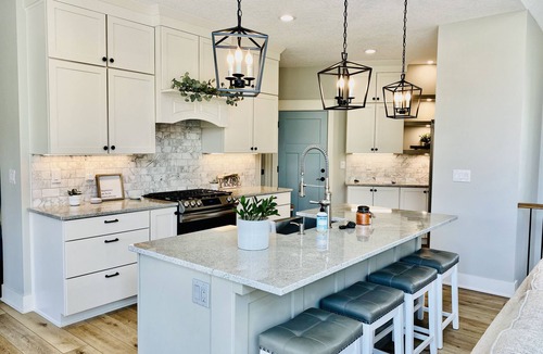 Panora House | Family fun in brand new lake front home on beautiful Lake Panorama