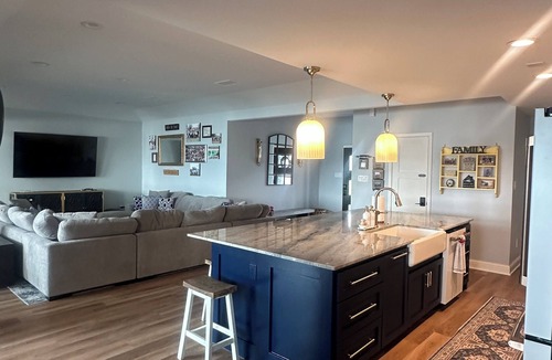 Willis House | Family fun Lake House on the Shores of Beautiful Lake Conroe with boat slips
