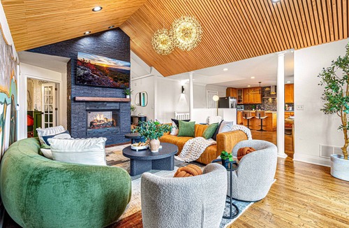 Candler House | Family Fun:Mtn Views w/Sauna+Gameroom+15min Dwtn