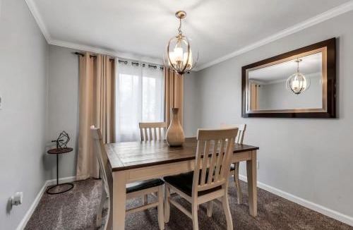 Cheektowaga House | Family Fun Pool Central Airport
