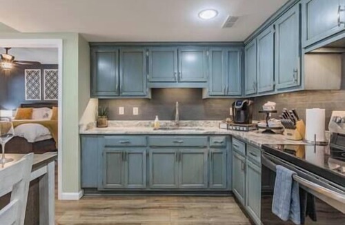 Trenton House | Family Fun! Private Pool, Hot Tub & Fire Table - 12 Miles to Chattanooga