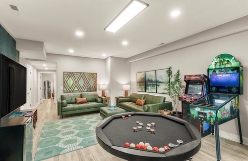 Wintergreen House | Family Fun + Wellness Hot Tub, Massage Chair, Sauna, 4 Outdoor Areas, GameRoom